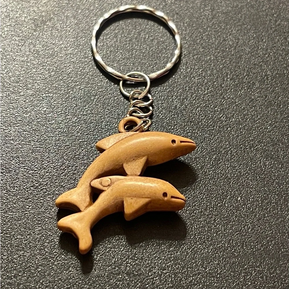 Dolphin Keychain Keyring - Picture 1 of 3